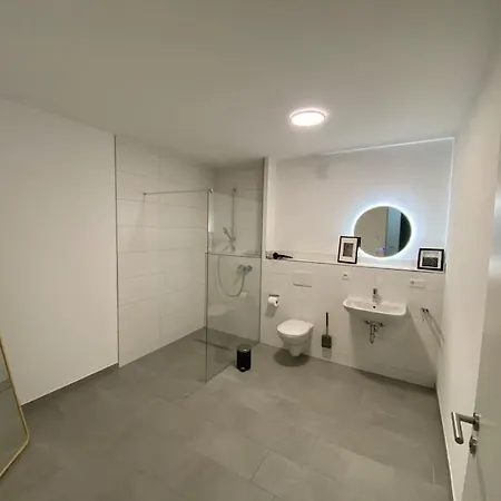 公寓 Modern-apartment Am Schloss - Claycation *